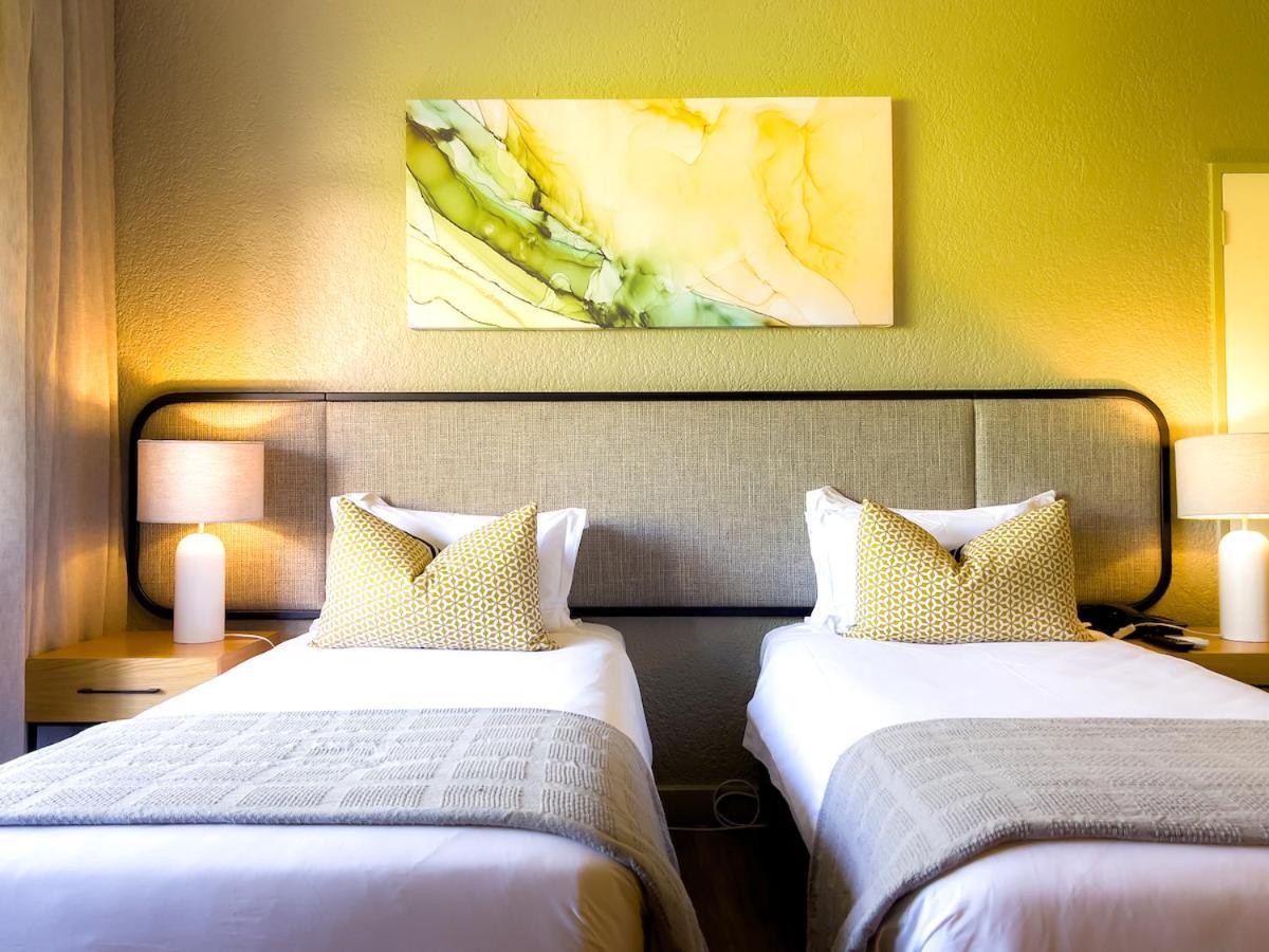 เครสต้าลอดจ์ฮาแร Hotel ฮาราเร ภายนอก รูปภาพ