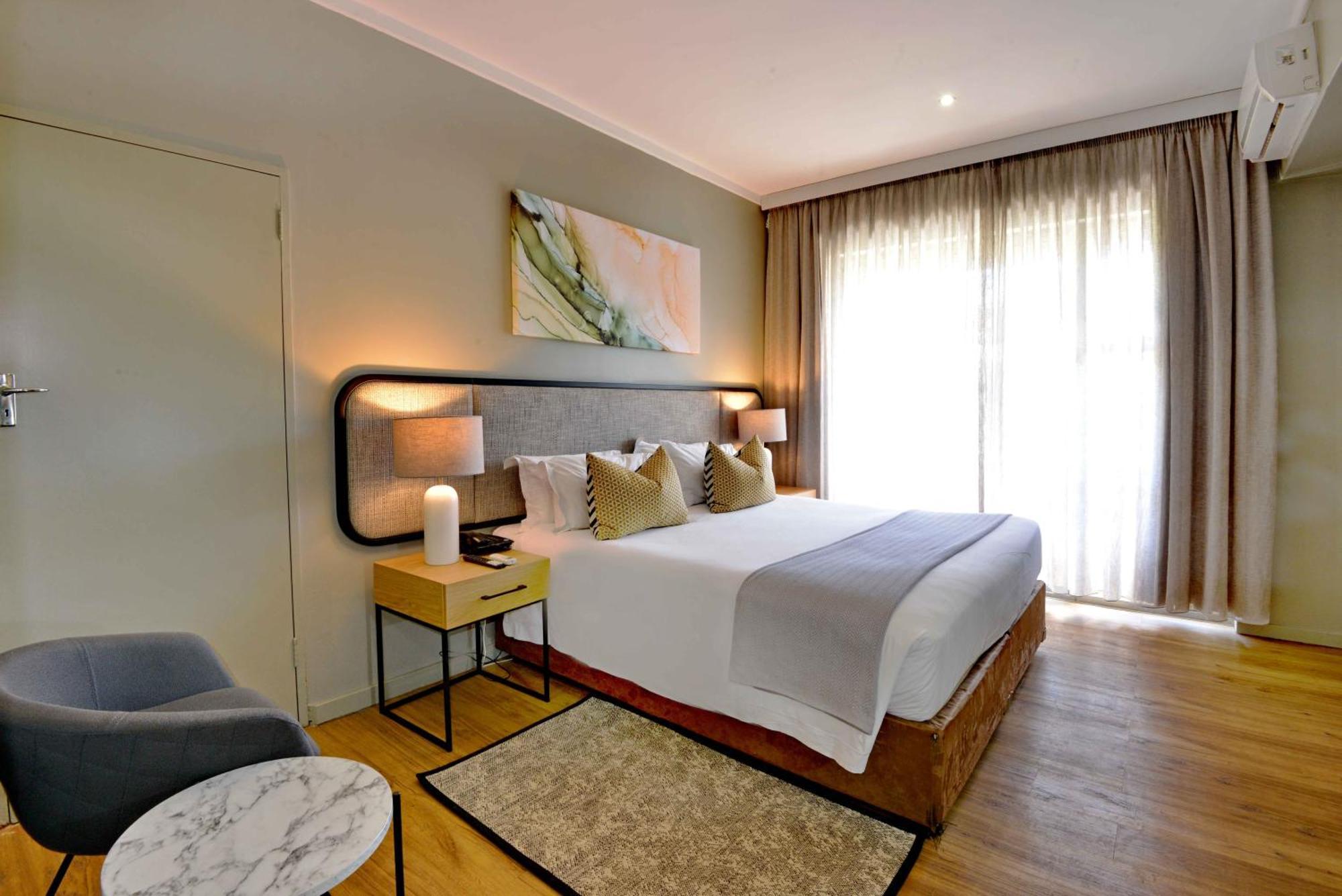 เครสต้าลอดจ์ฮาแร Hotel ฮาราเร ภายนอก รูปภาพ